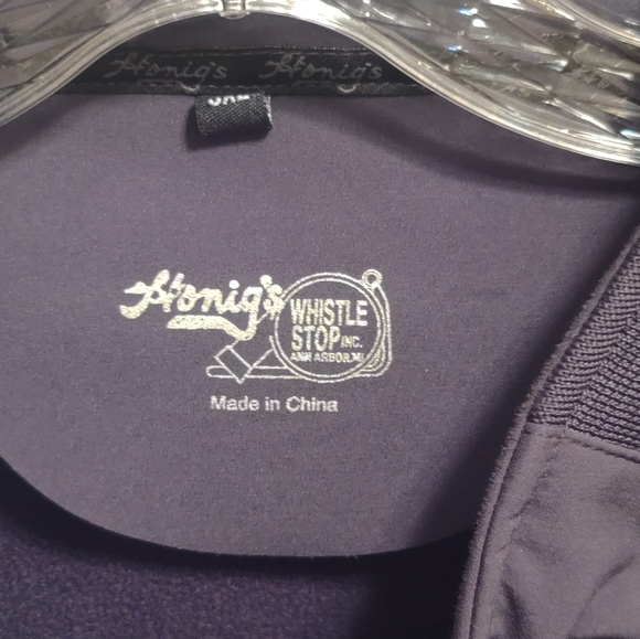 High School softball umpire jackets - Picture 2 of 9